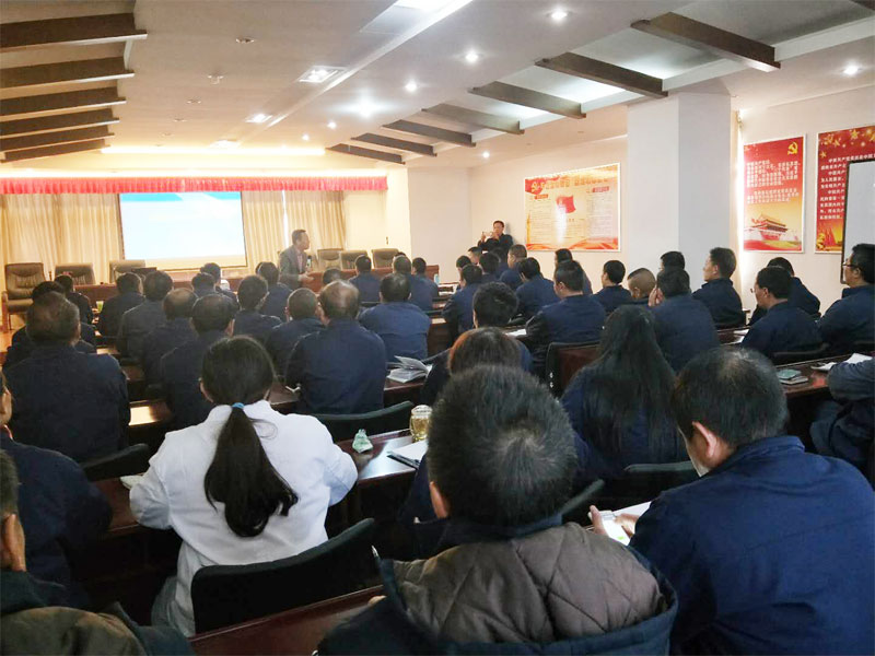 昆明市、安寧市安監(jiān)部門及協(xié)會(huì)特邀賽為高寶良老師參加安全交流講座